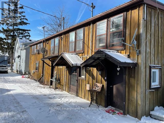 306 St. Patrick Street W Property Photo 4