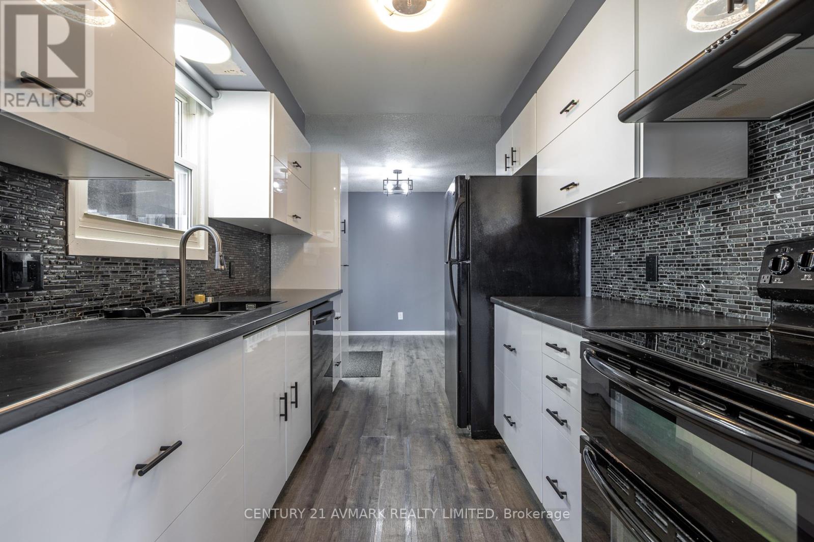 87 Terrace Avenue Property Photo 10