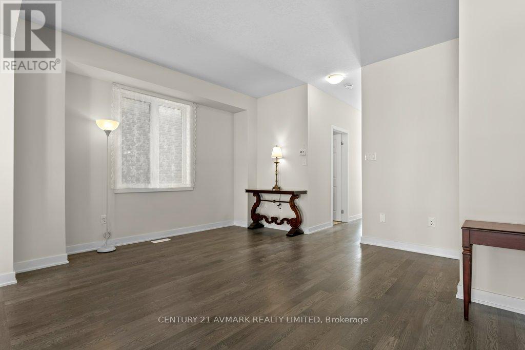 141 Keelson Street Property Photo 12