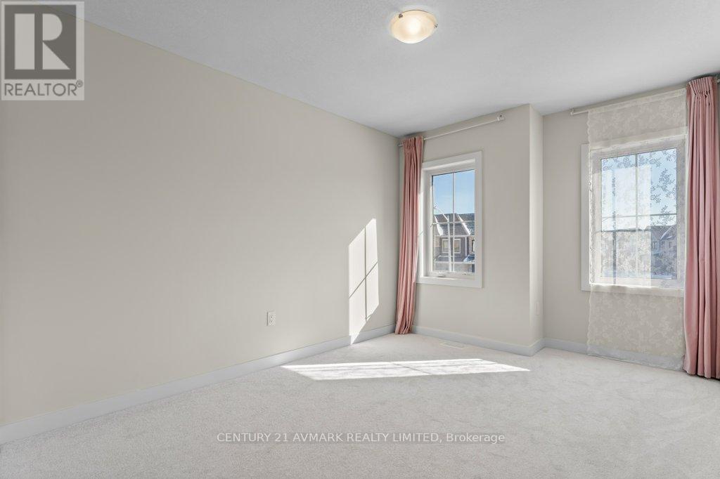 141 Keelson Street Property Photo 24