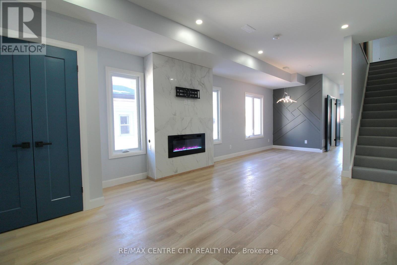 126 Price Street Property Photo 2