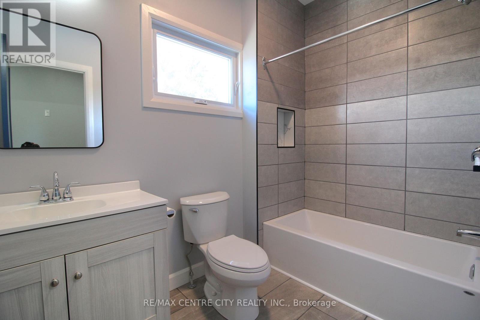 126 Price Street Property Photo 16