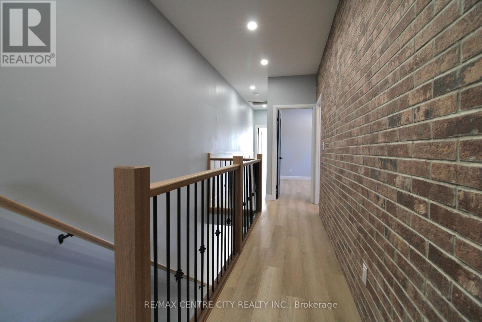 126 Price Street Property Photo 12