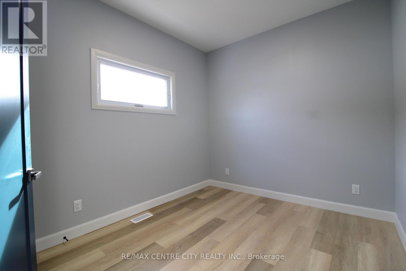 126 Price Street Property Photo 28