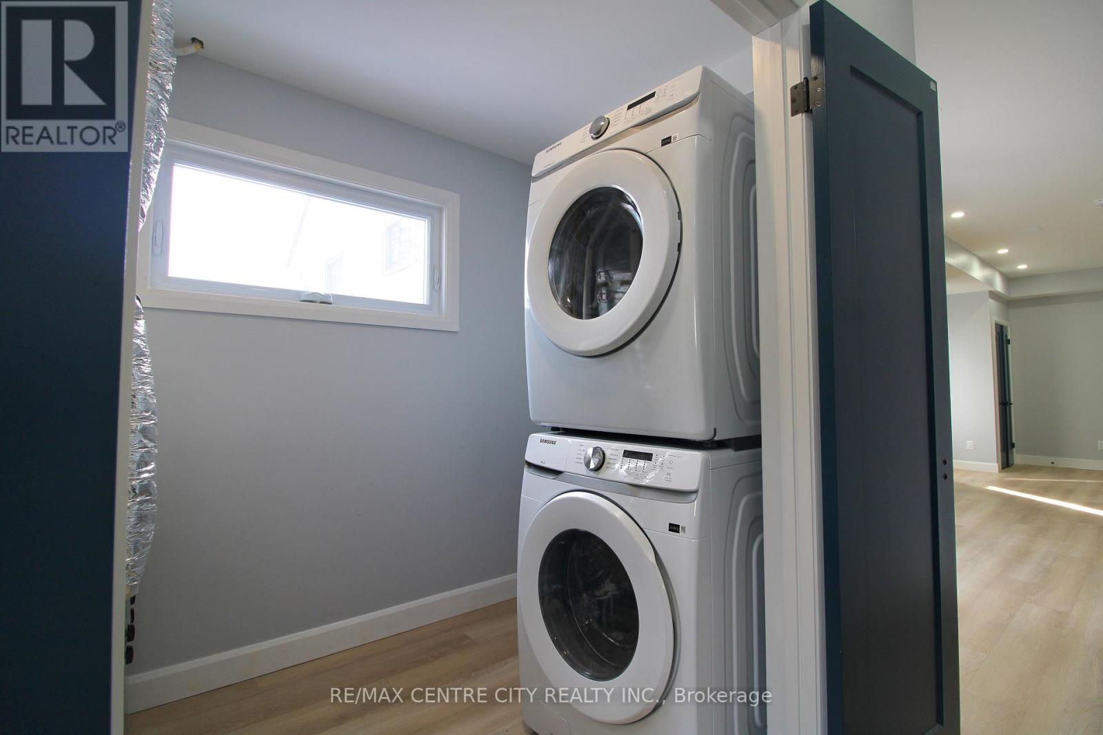 126 Price Street Property Photo 35
