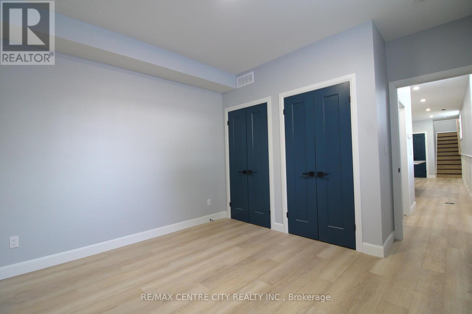 126 Price Street Property Photo 40