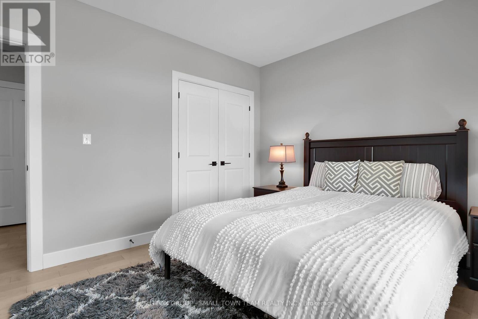 32 Brooklawn Drive Property Photo 20