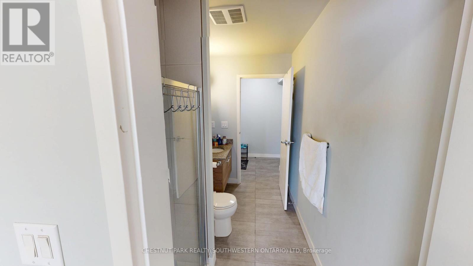 502 - 318 Spruce Street Property Photo 24