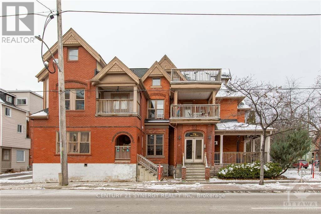 2 - 450 MACLAREN STREET Property Photo 1