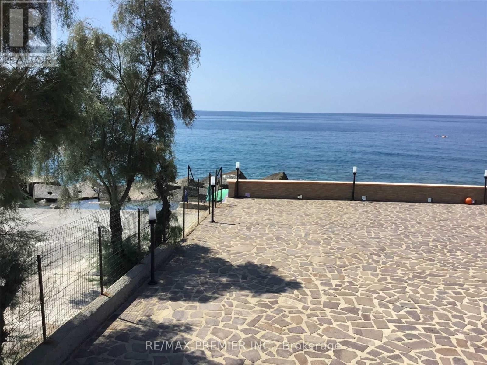 A - 83 Con S Maria Di Mare Property Photo 4