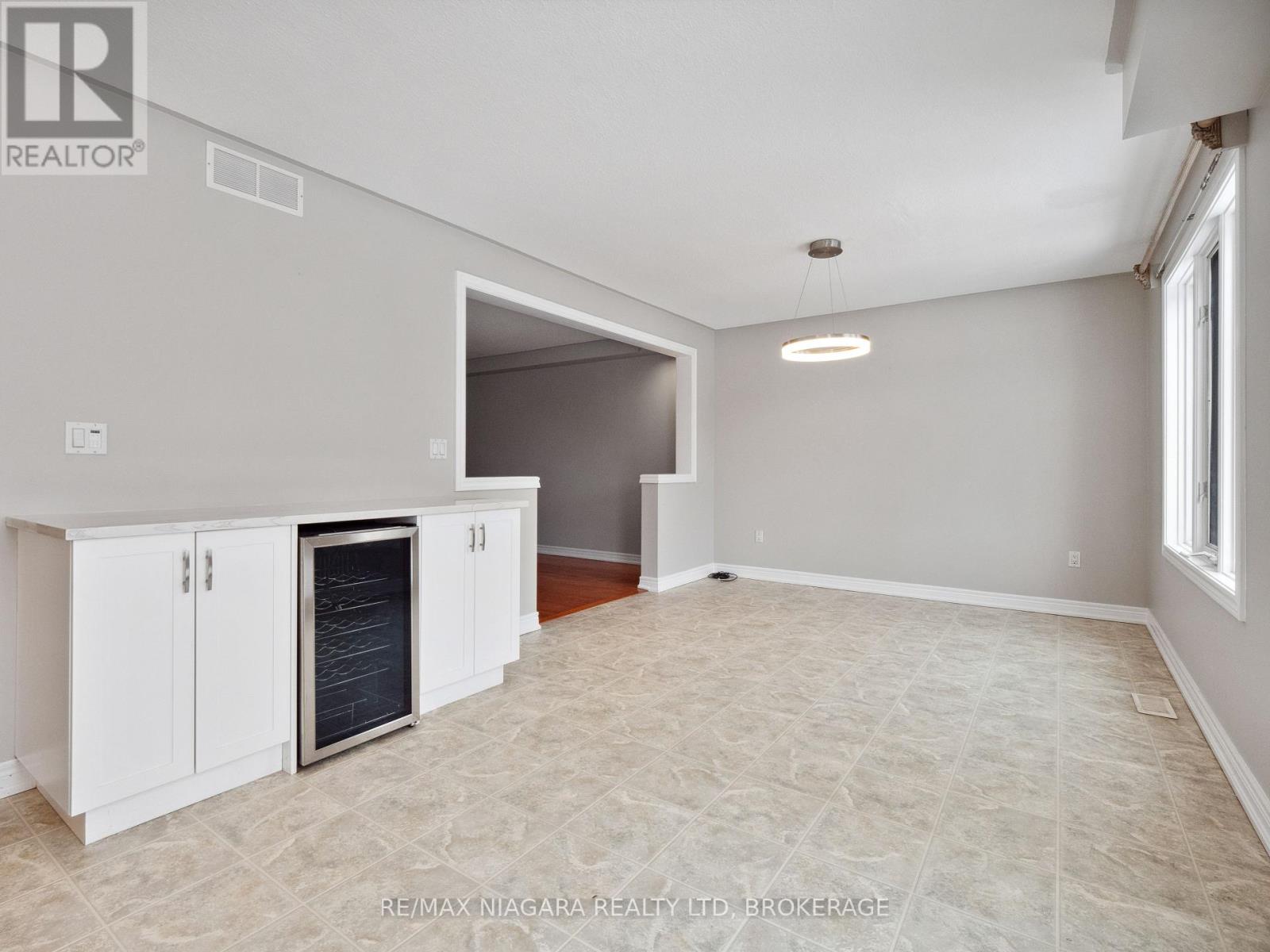 66 Hunter Drive Property Photo 8