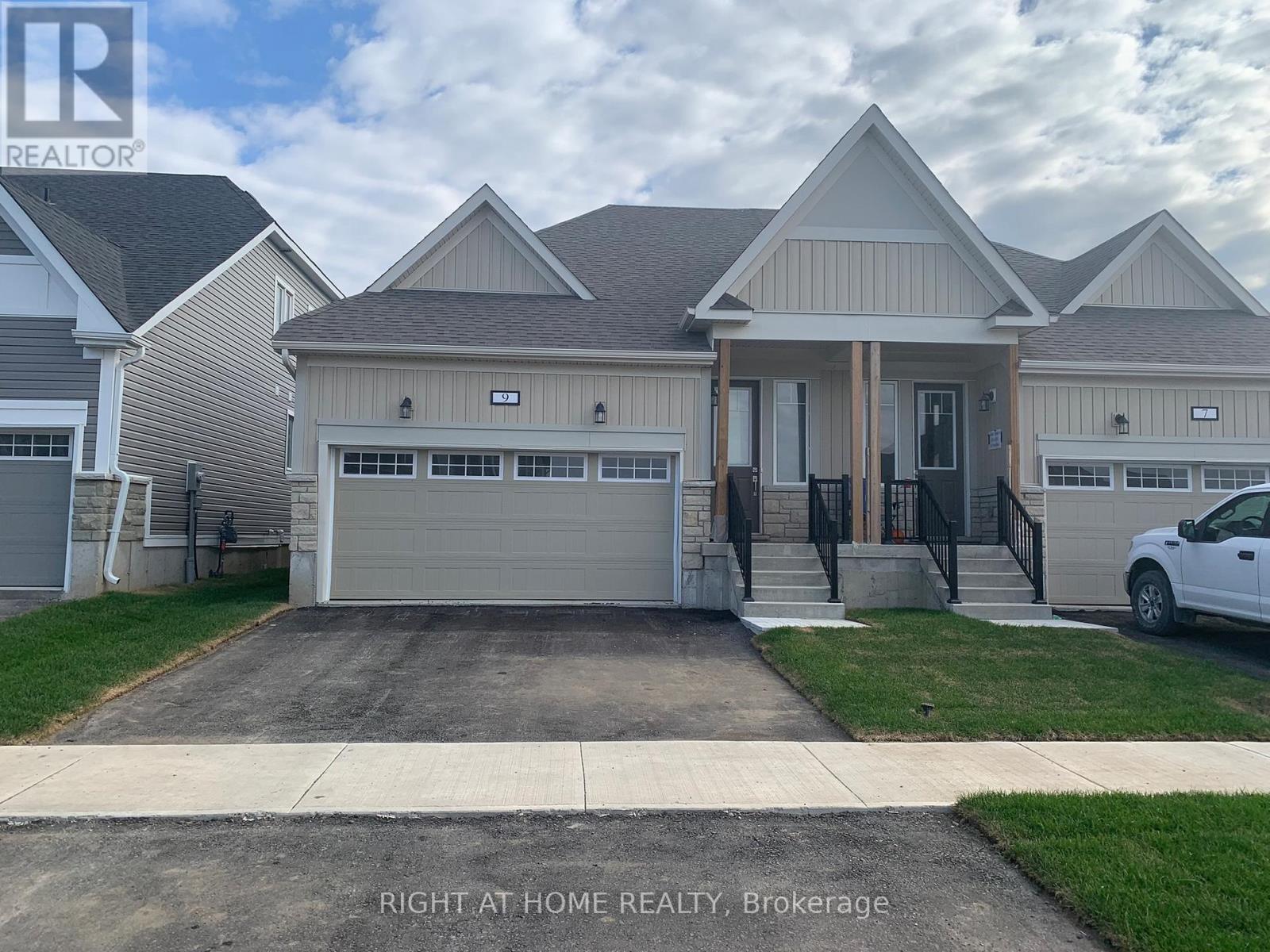9 Golf Links Drive Property Photo 1
