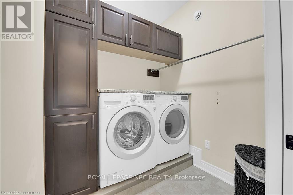 59 - 47 Regatta Drive Property Photo 20