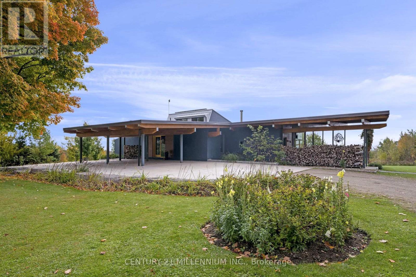 5880 Winston Churchill Boulevard Property Photo 2