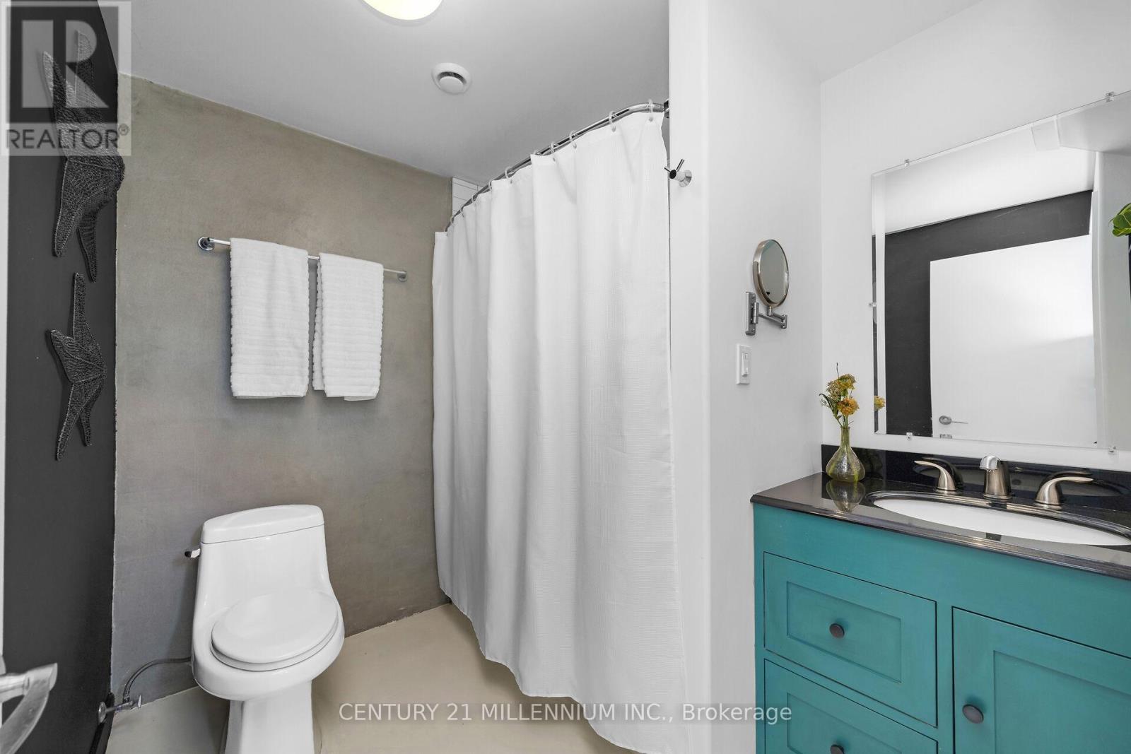 5880 Winston Churchill Boulevard Property Photo 35
