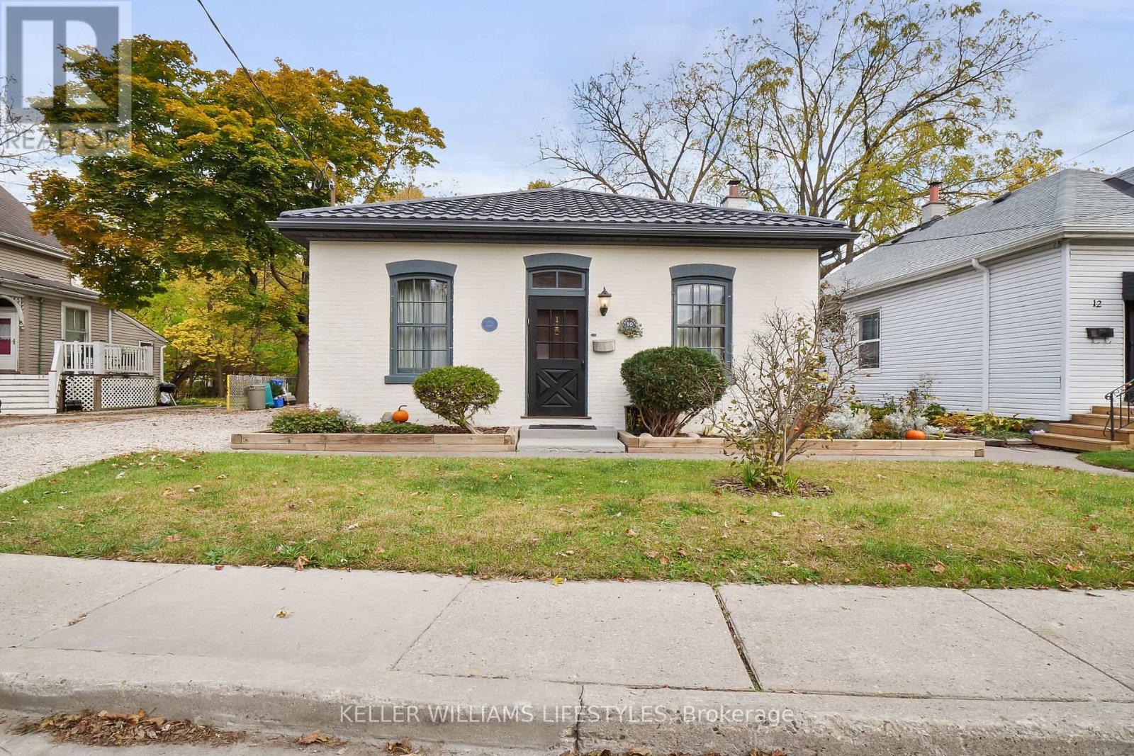 10 MCCLARY AVENUE Property Photo 1