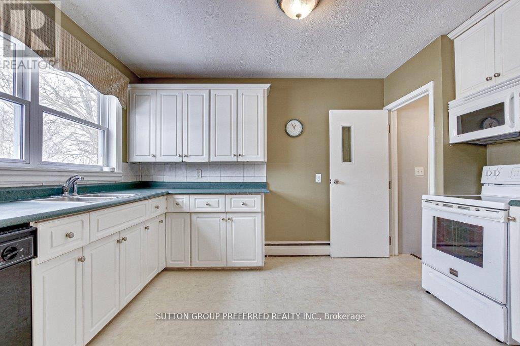 2408 Gideon Drive Property Photo 10