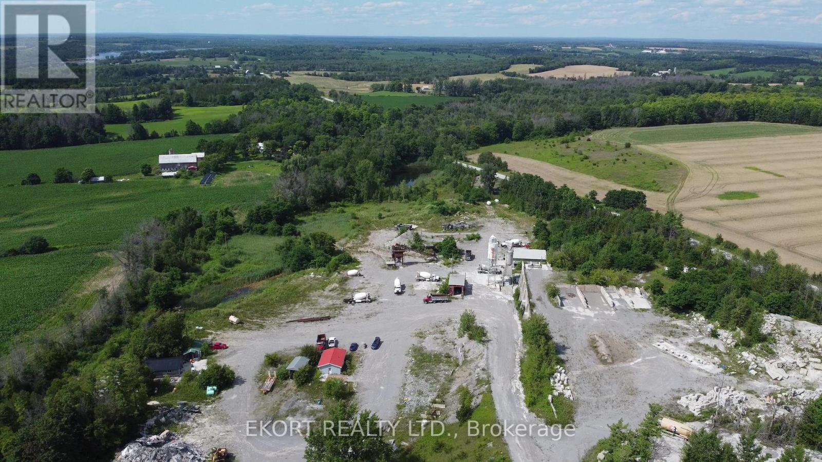 1780 Burnbrae Road Property Photo 4