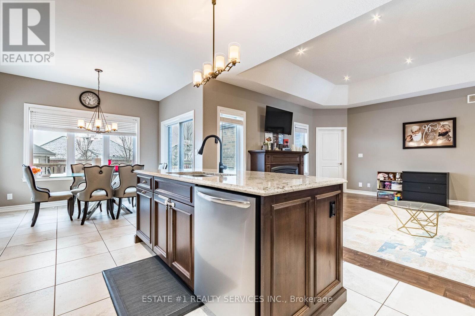 54 Tan Avenue Property Photo 13