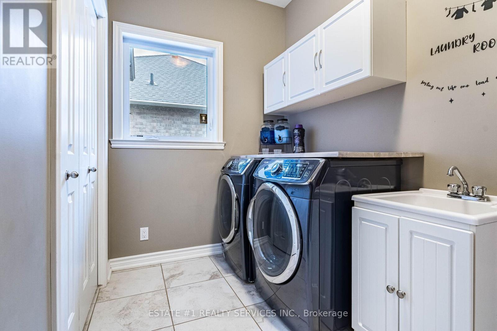 54 Tan Avenue Property Photo 21