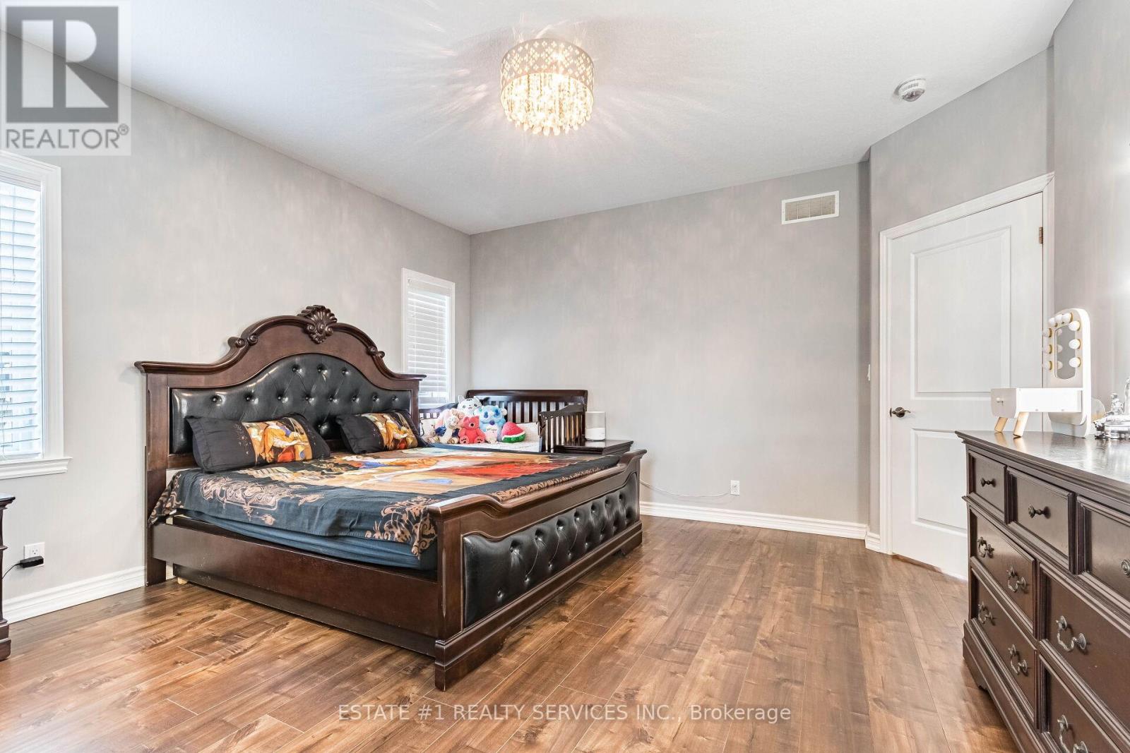 54 Tan Avenue Property Photo 24