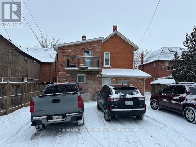 98 Talbot Street S Property Photo 16