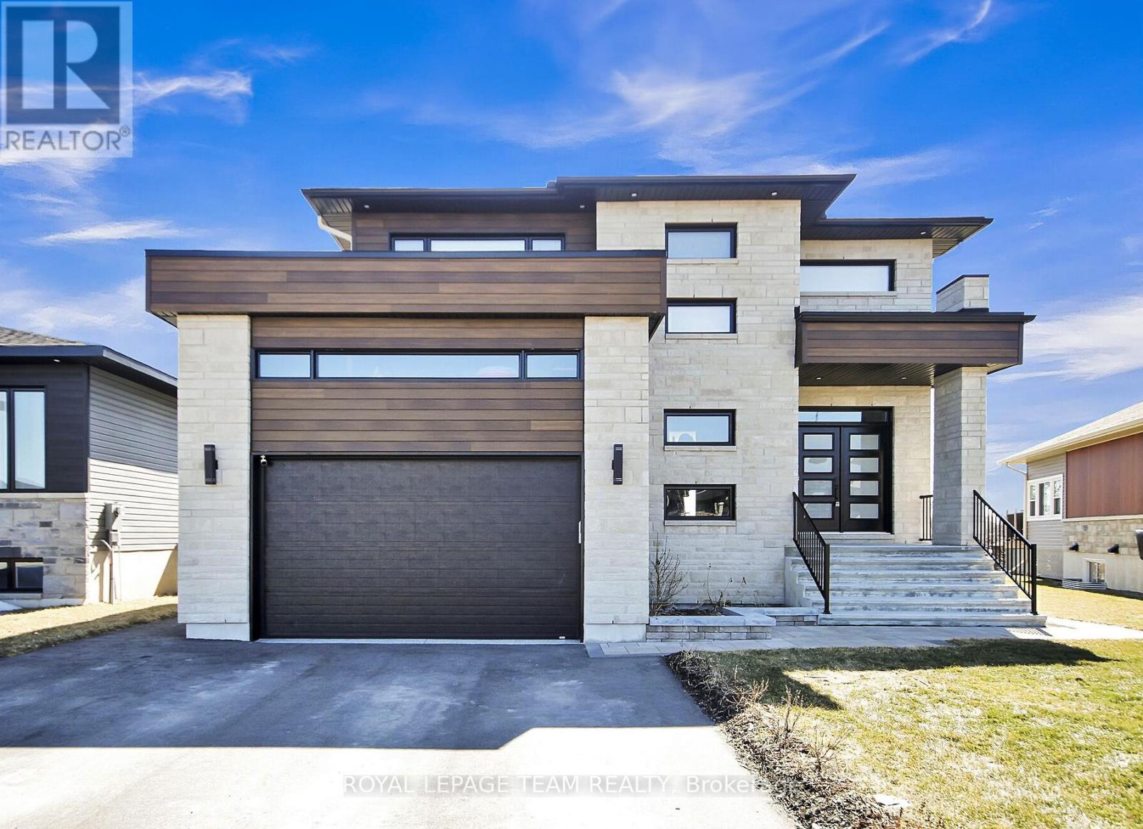 504 Barrage Street Property Photo