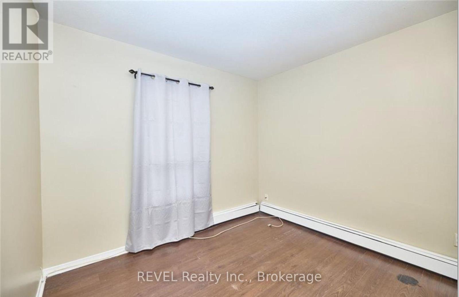 8 Pelham Road Property Photo 10