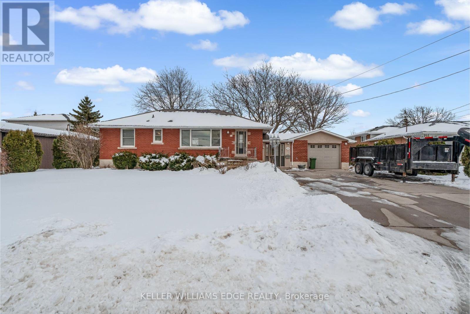 44 West Avenue W Property Photo 1