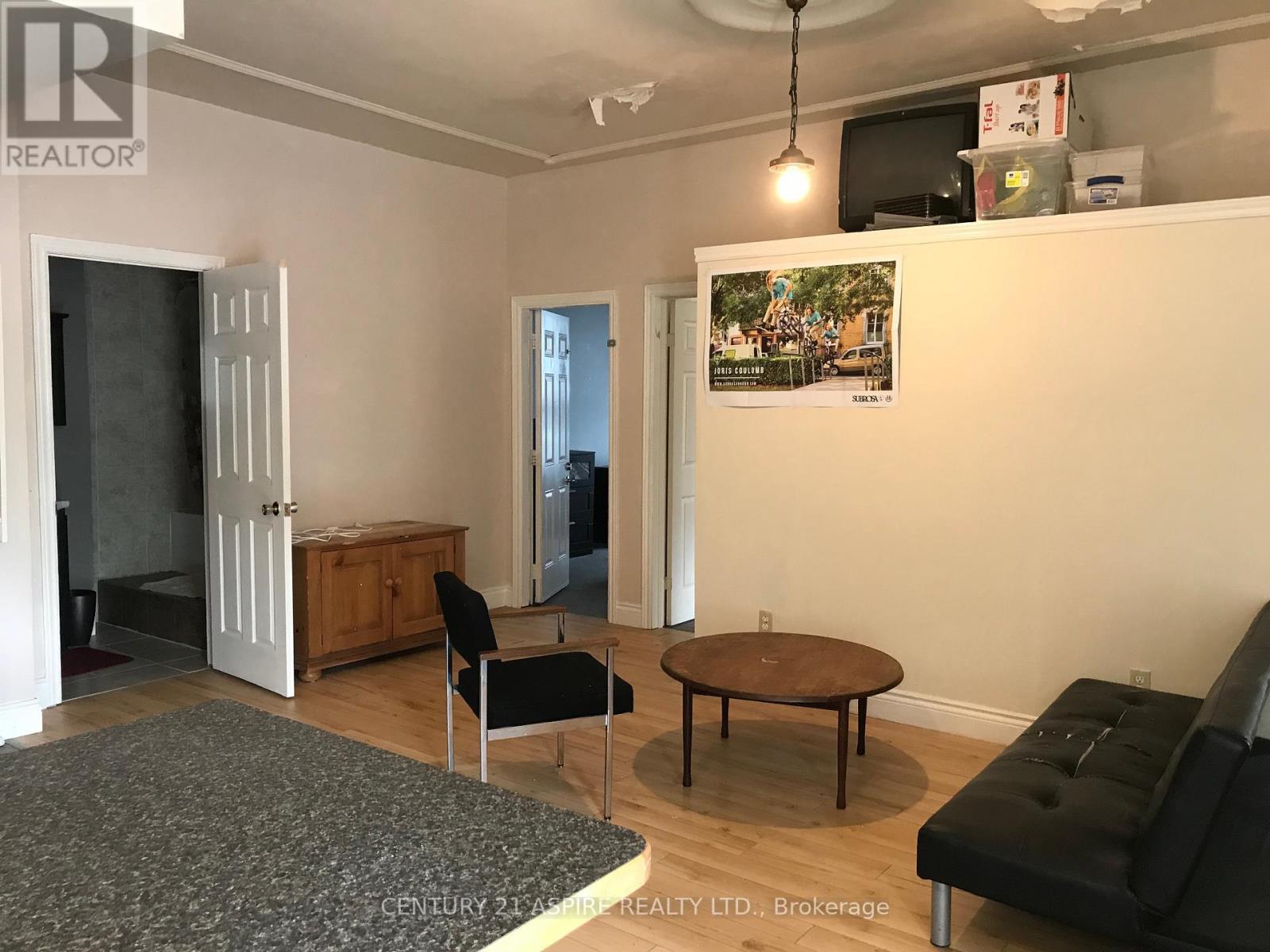 156 Mackay Street Property Photo 10