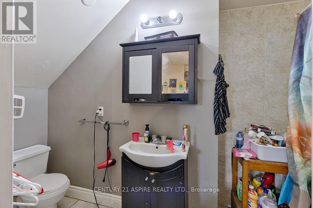 156 Mackay Street Property Photo 11