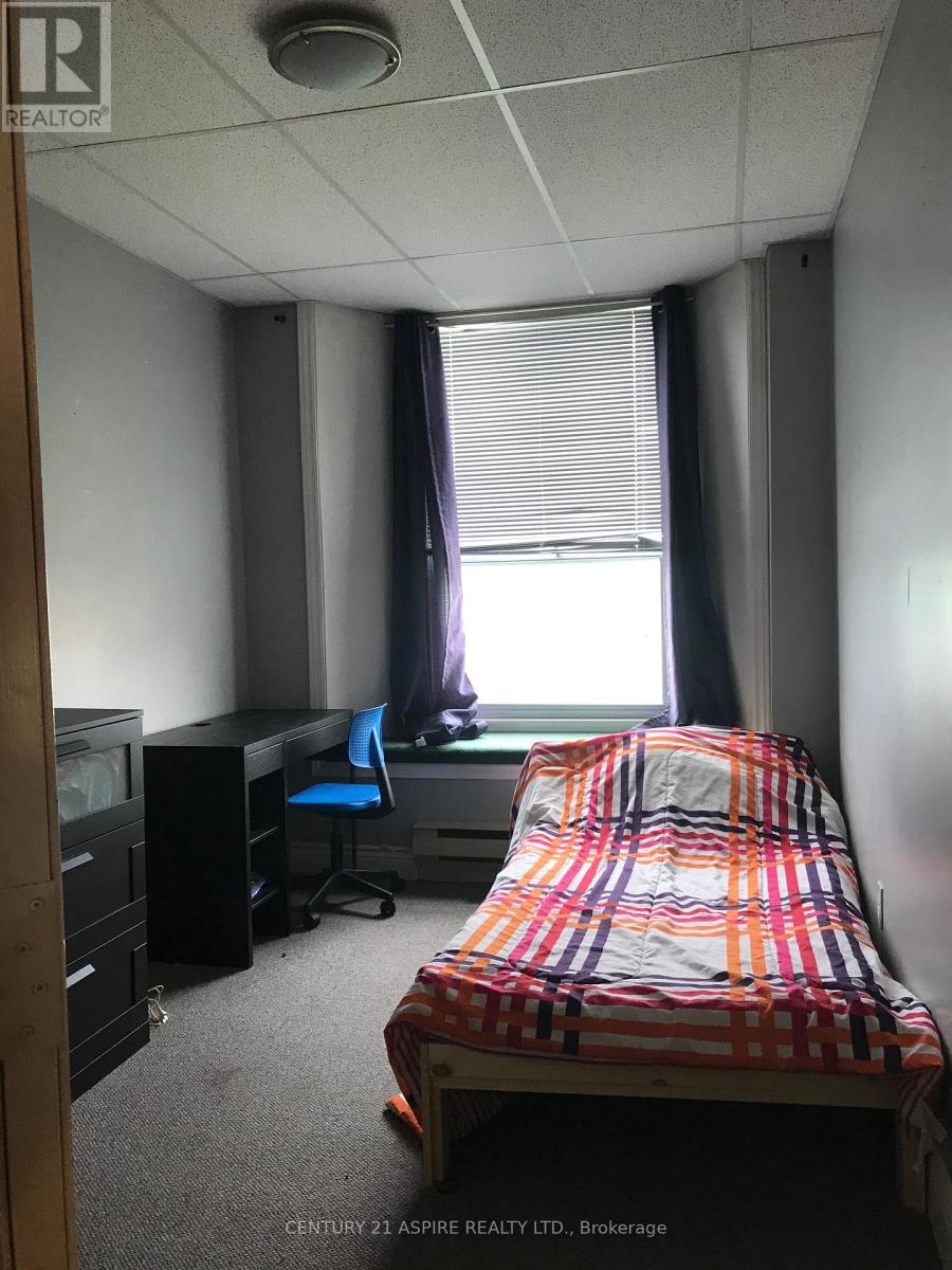 156 Mackay Street Property Photo 13