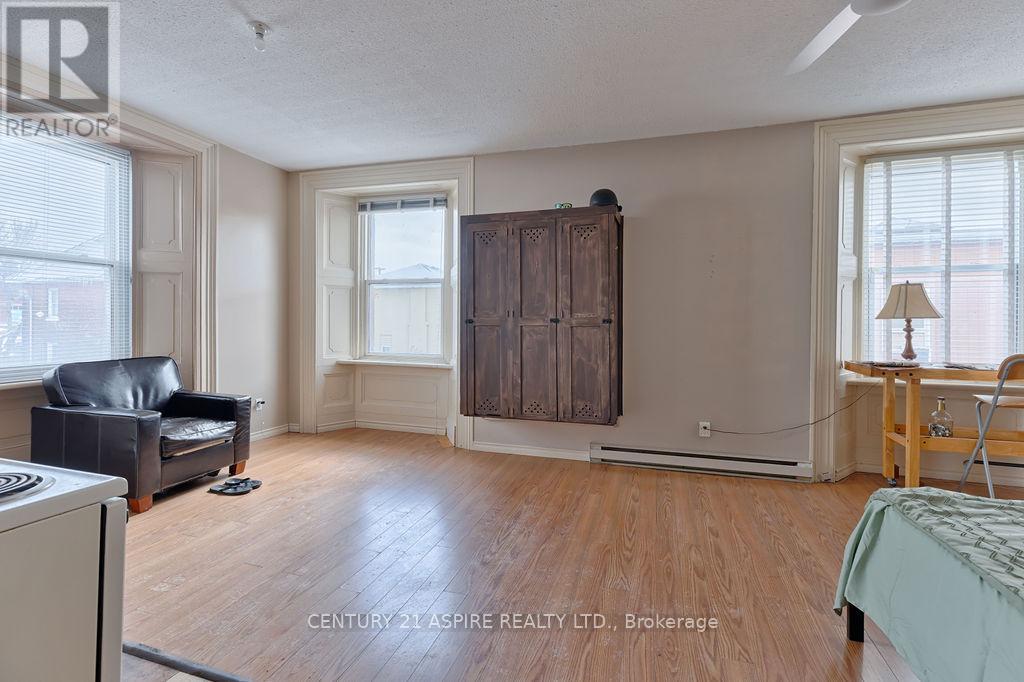 156 Mackay Street Property Photo 18