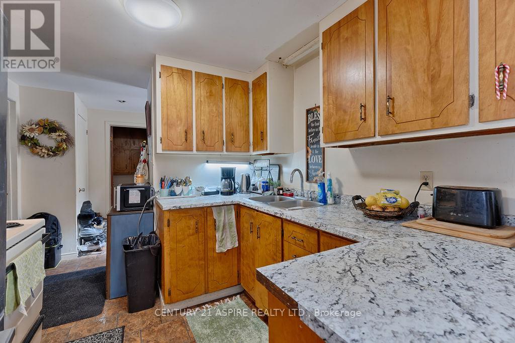 156 Mackay Street Property Photo 34