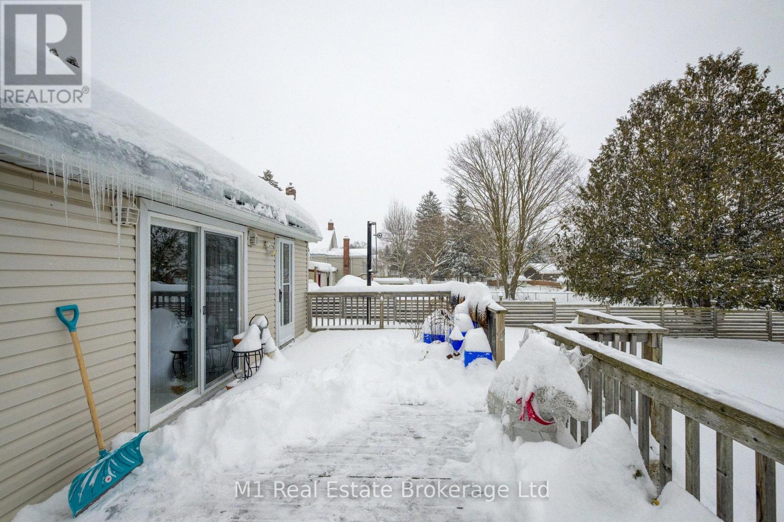 541 9th Street Property Photo 6