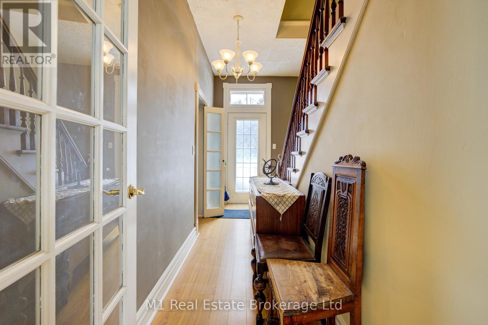 541 9th Street Property Photo 17