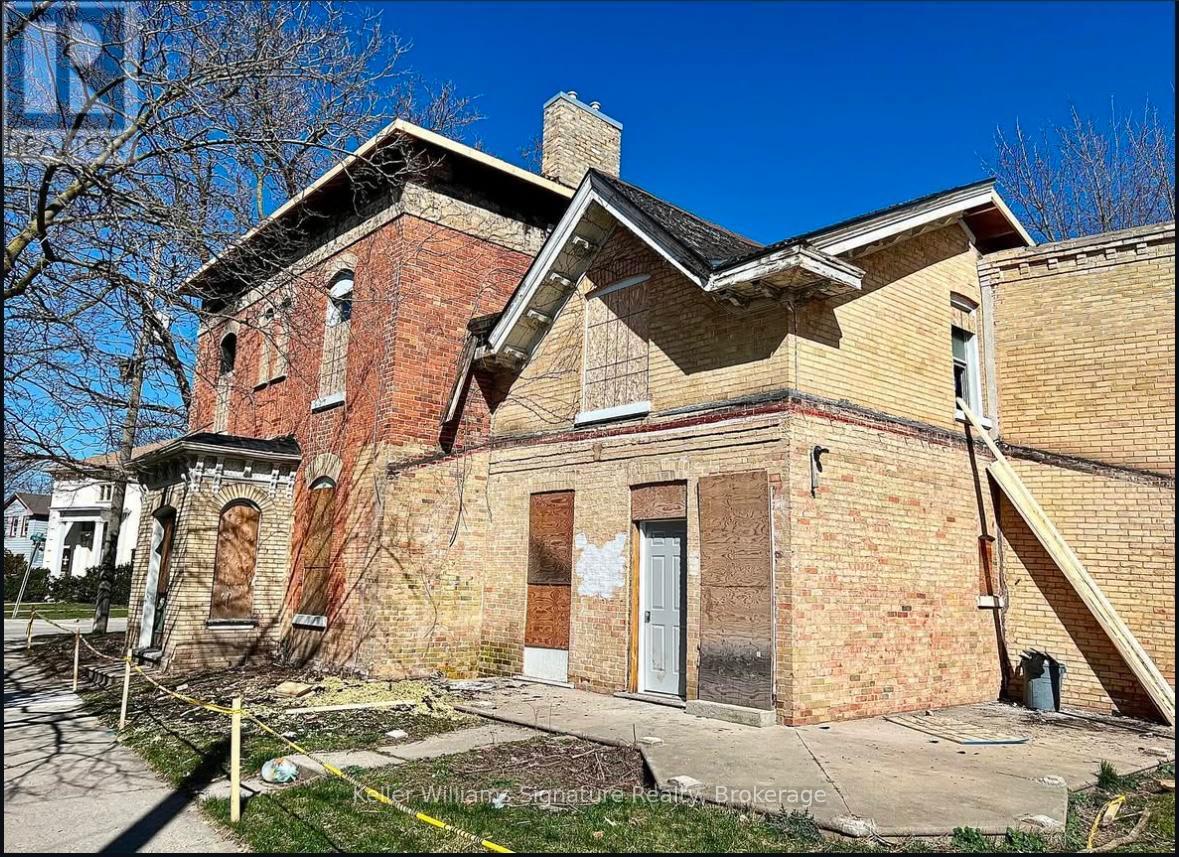 93 West Street Property Photo 2