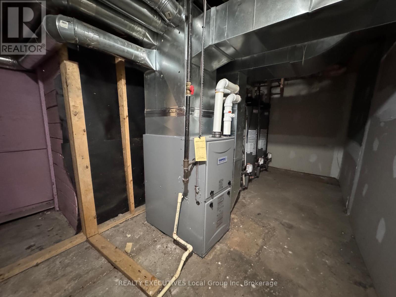 147 Second Avenue E Property Photo 20