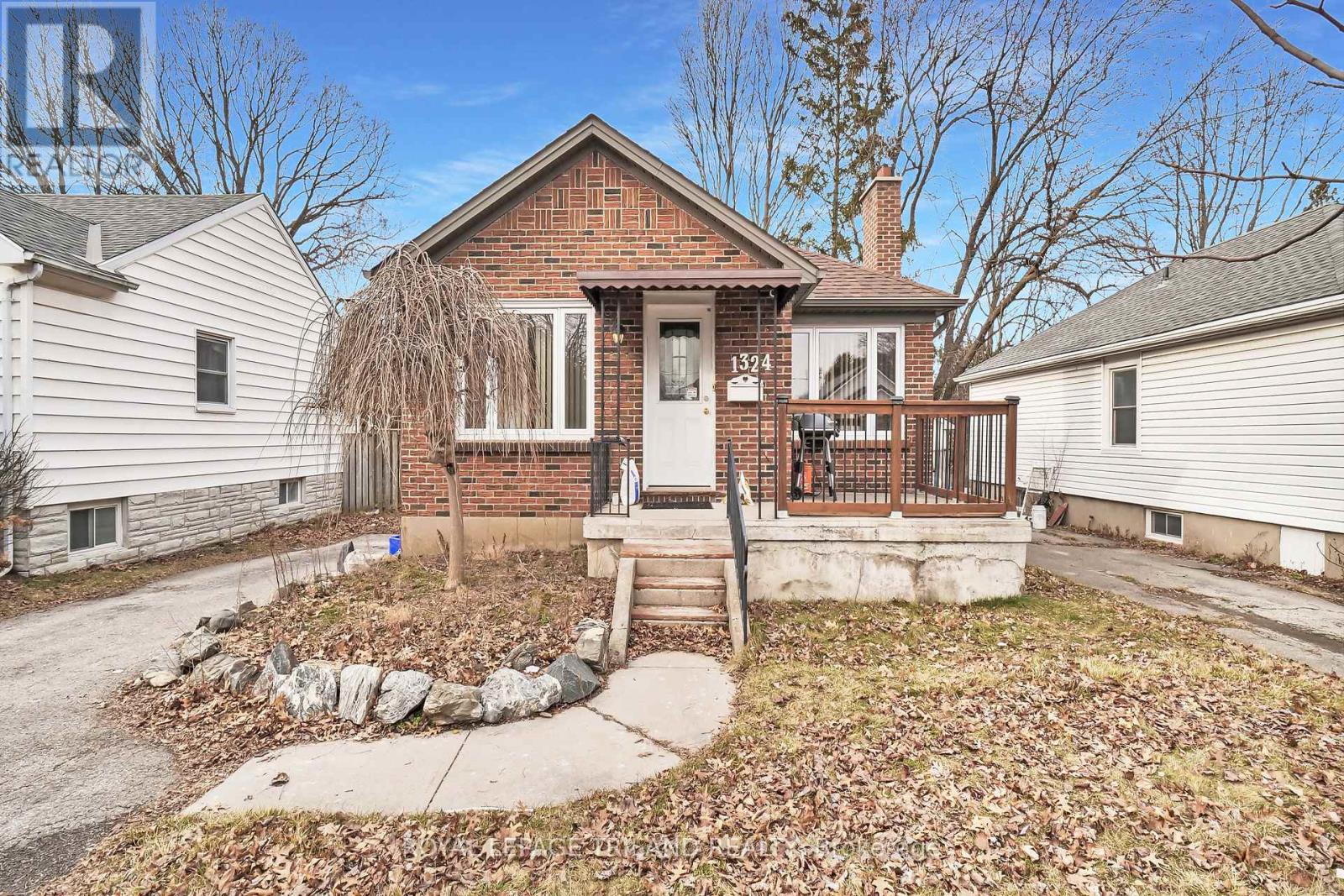 B - 1324 Brydges Street Property Photo 15