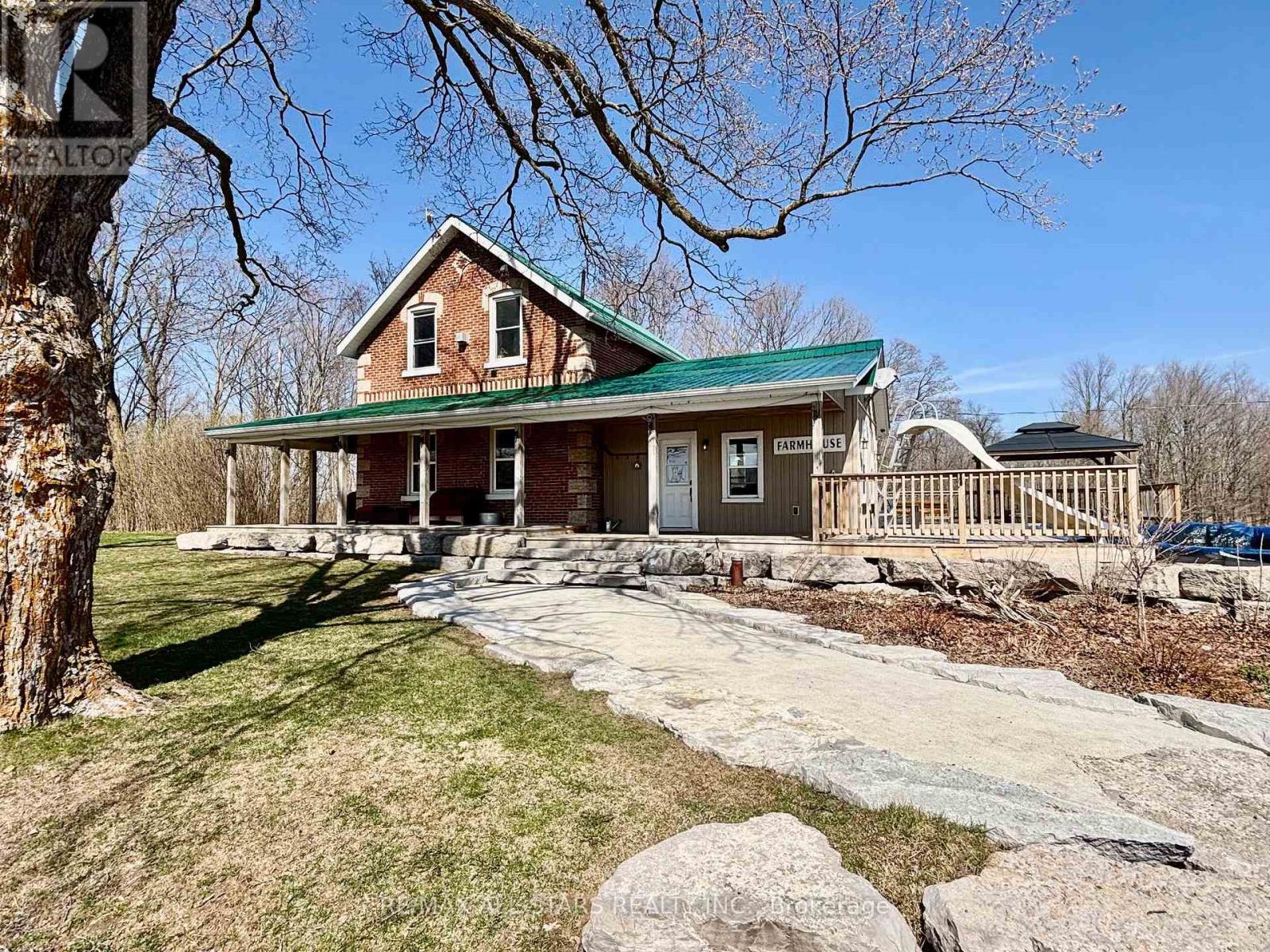 1018 Palestine Road Property Photo 1