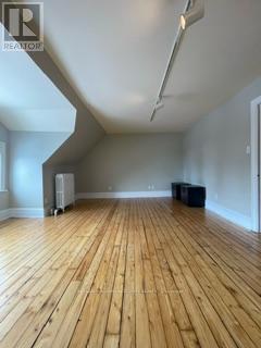 2 - 352 Frank Street Property Photo 17