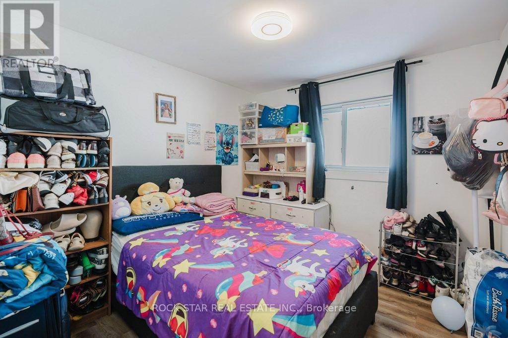 859 Upper Ottawa Street Property Photo 12