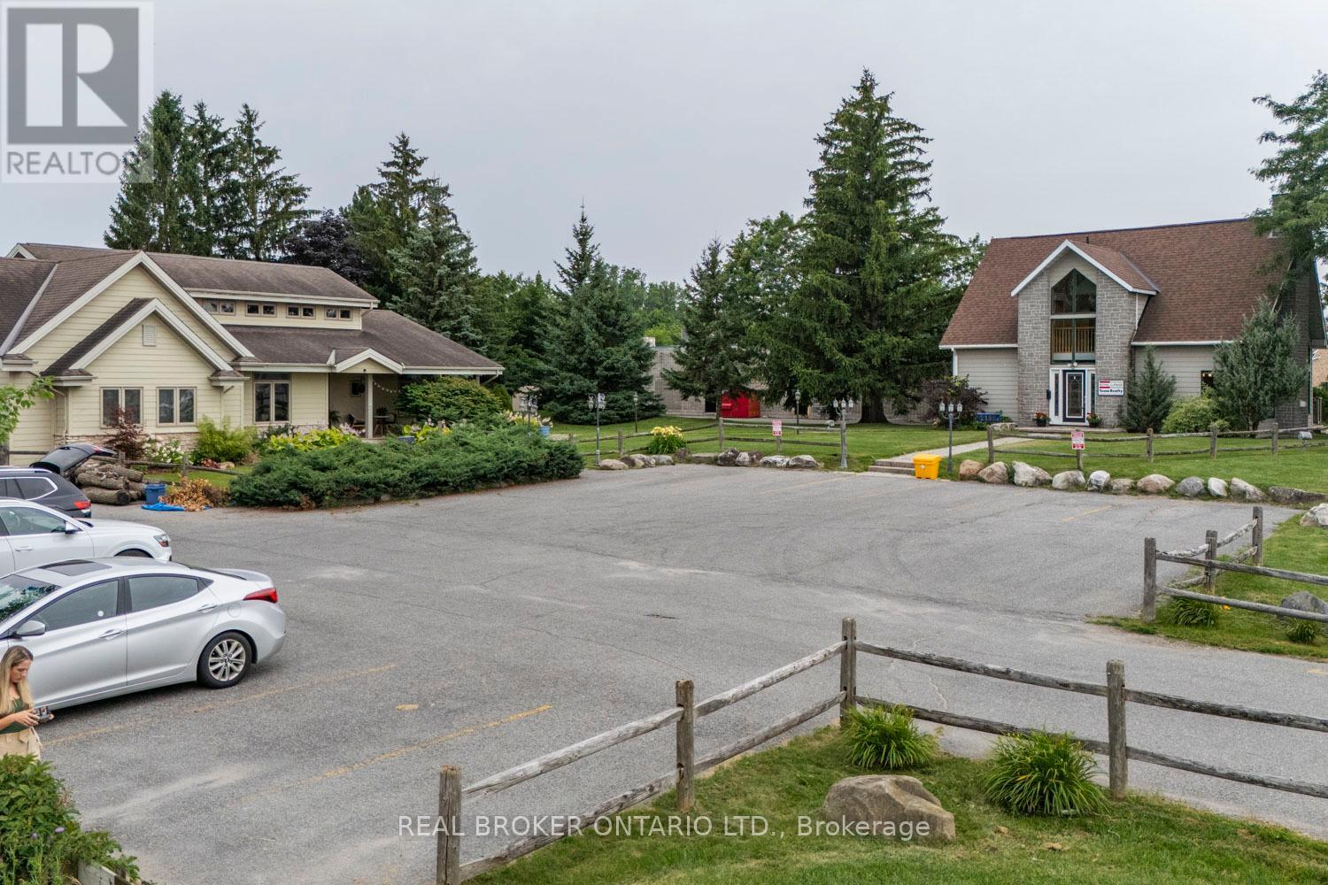 2188 Robertson Road Property Photo 1