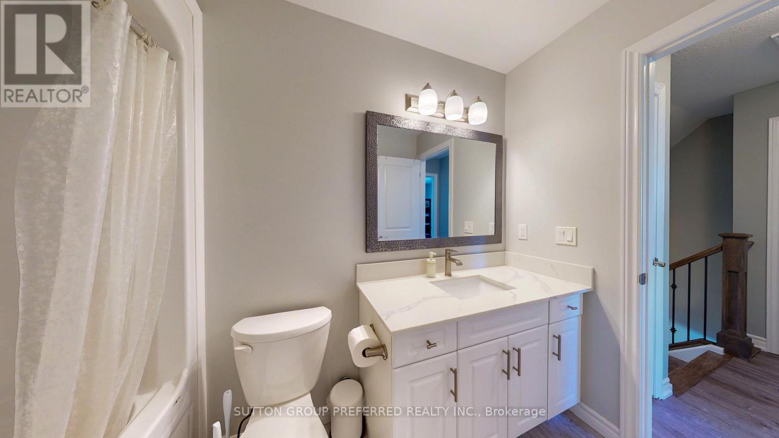 137 - 1061 Eagletrace Drive Property Photo 15