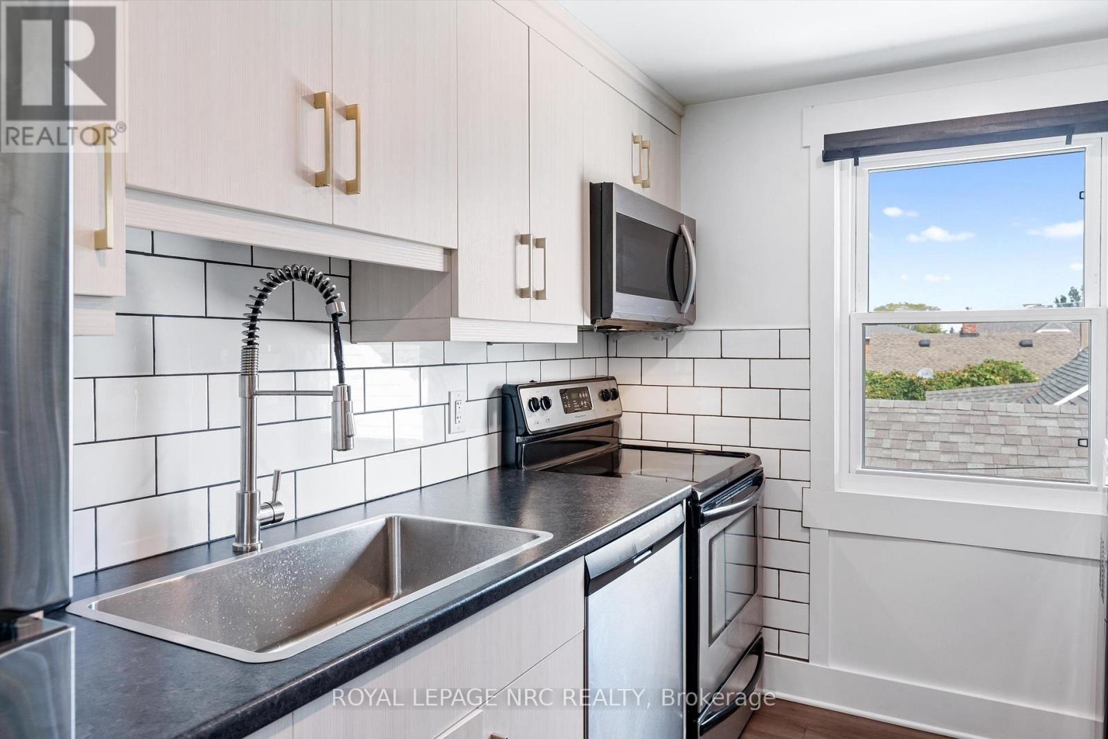 65 Parkview Road Property Photo 20