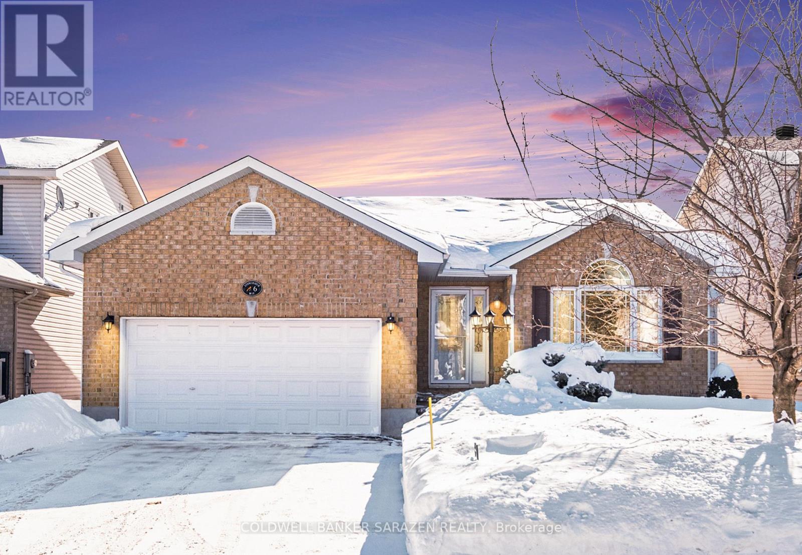 6 Stonehaven Way Property Photo