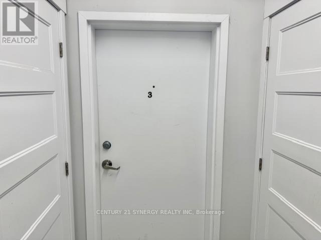 3 - 100 Laurier Street Property Photo 2
