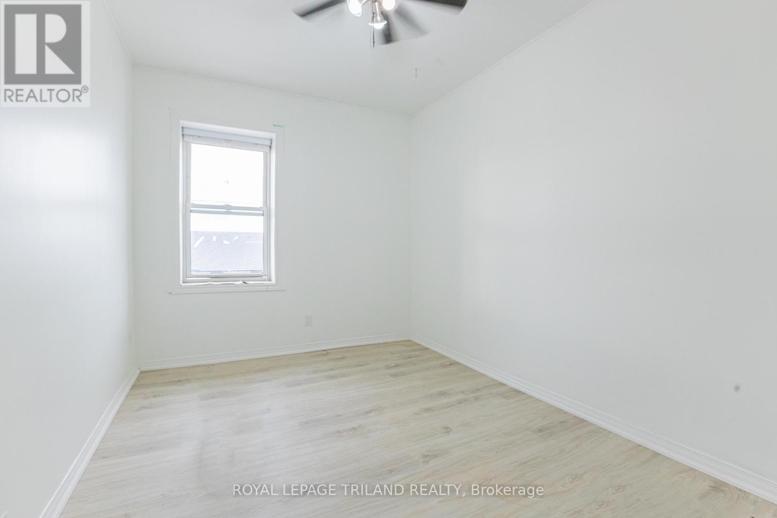 41 Main Street E Property Photo 39