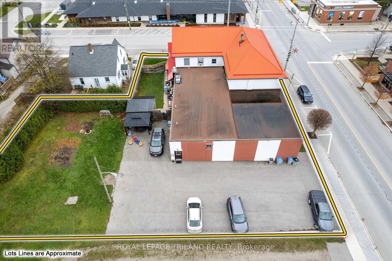 41 Main Street E Property Photo 48