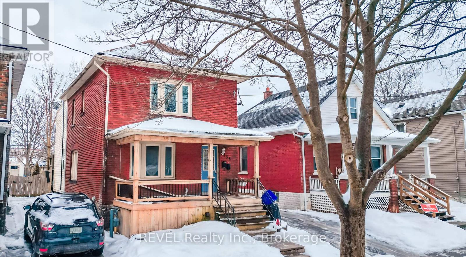 138 Ross Street Property Photo 3